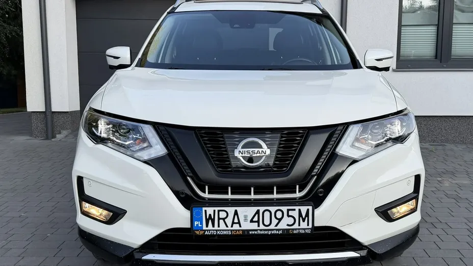 NISSAN X-Trail -