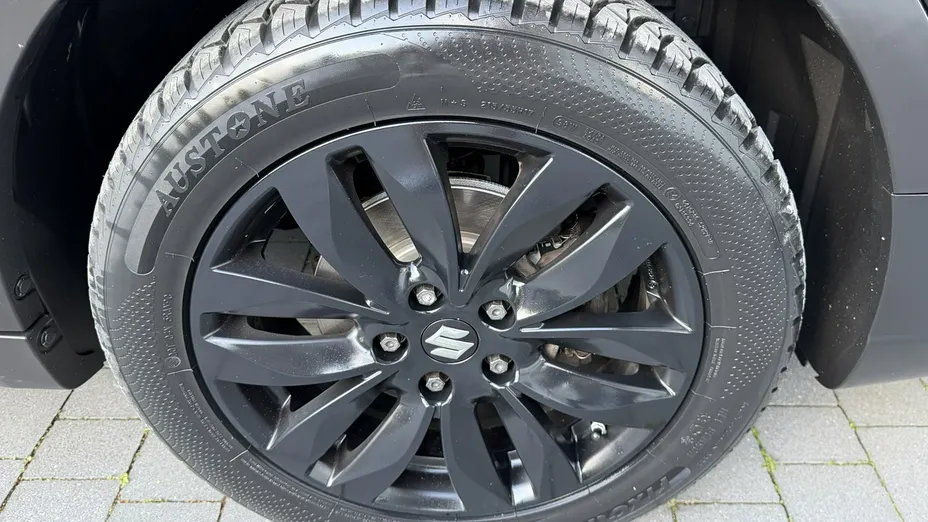 SUZUKI S-Cross -