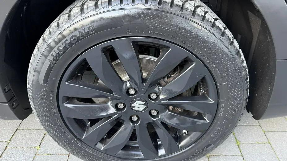 SUZUKI S-Cross -