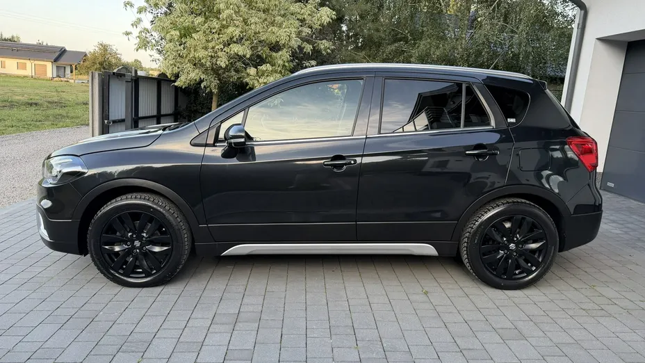 SUZUKI S-Cross -
