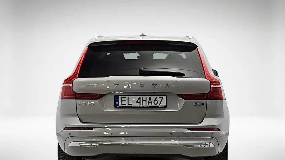 VOLVO XC60 -