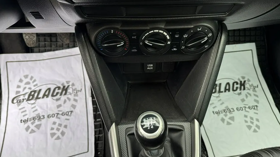 MAZDA 2 -
