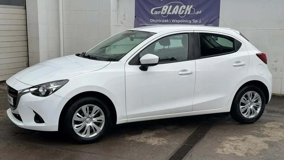 MAZDA 2 -