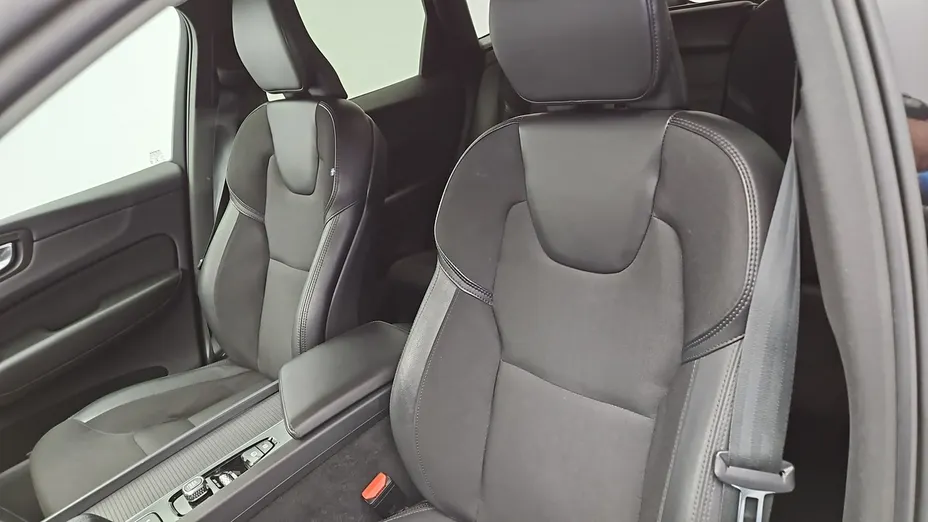 VOLVO XC60 -