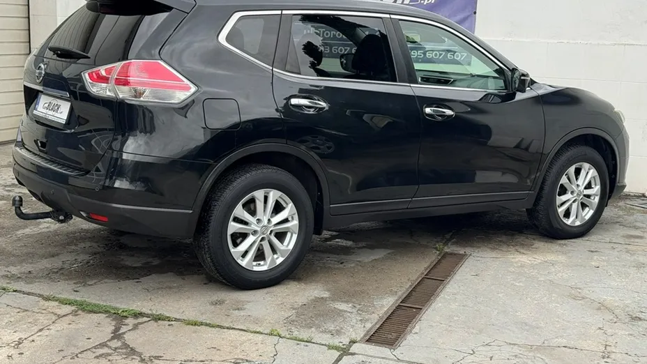 NISSAN X-Trail -