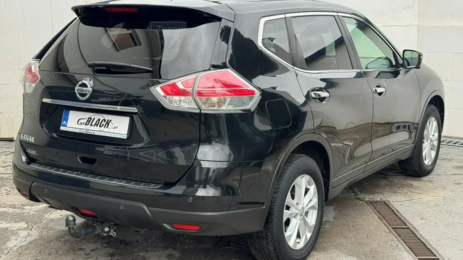 NISSAN X-Trail -