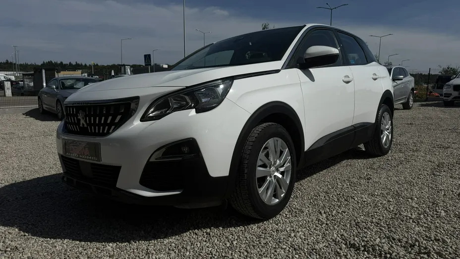 PEUGEOT 3008 -