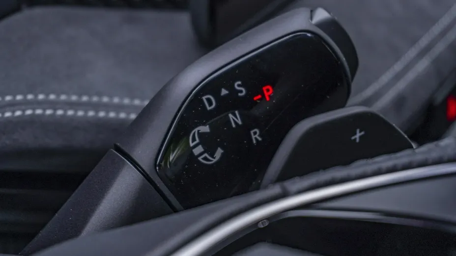 SKODA Superb -