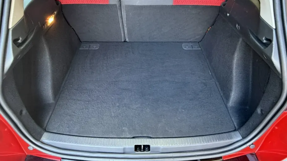 RENAULT Clio -
