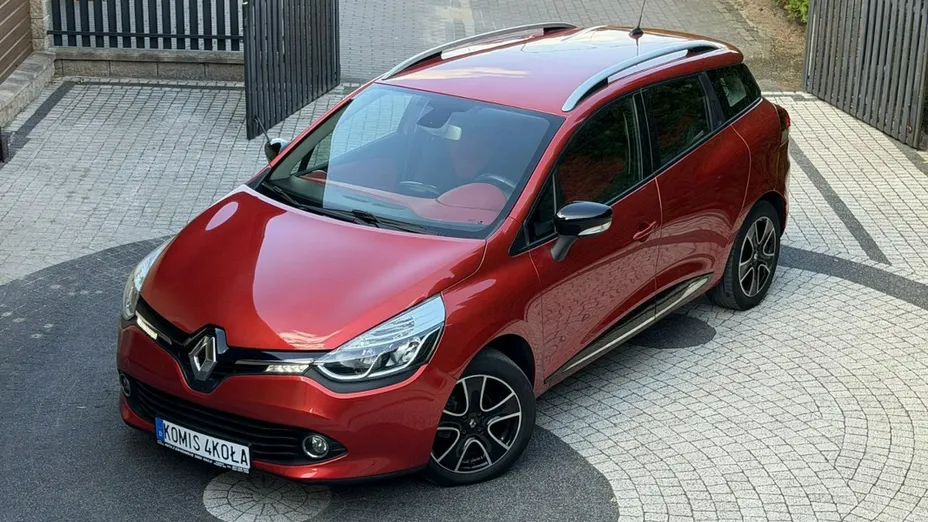 RENAULT Clio -