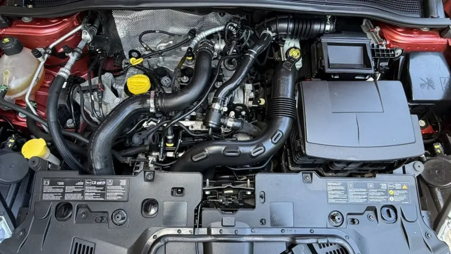 RENAULT Clio -