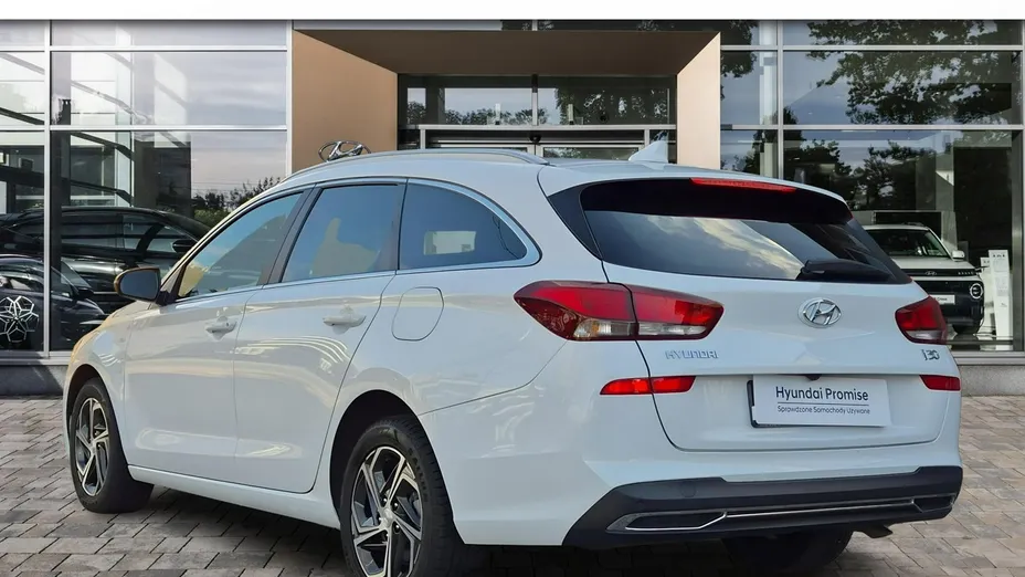 HYUNDAI i30 -