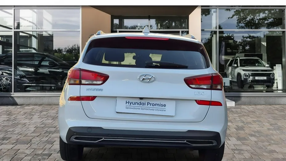HYUNDAI i30 -