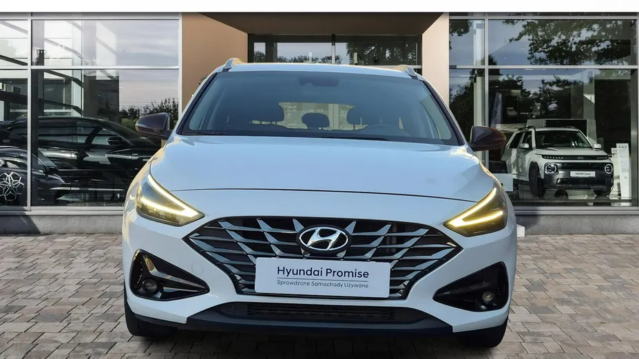 HYUNDAI i30 -