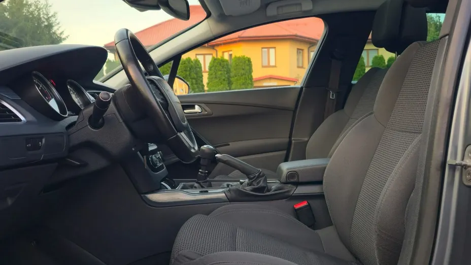 PEUGEOT 508 -