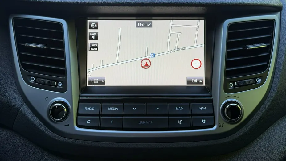 HYUNDAI Tucson -