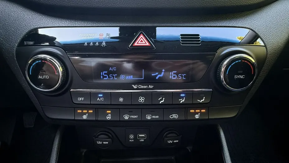 HYUNDAI Tucson -