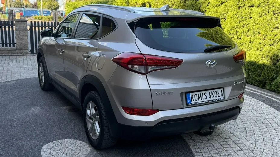 HYUNDAI Tucson -
