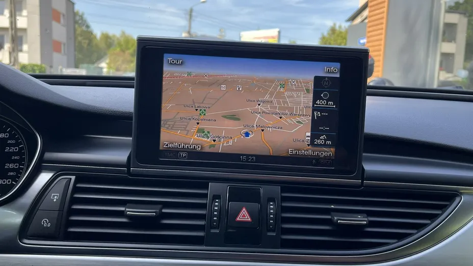 AUDI A6 Avant -