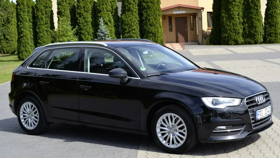 AUDI A3 Sportback -
