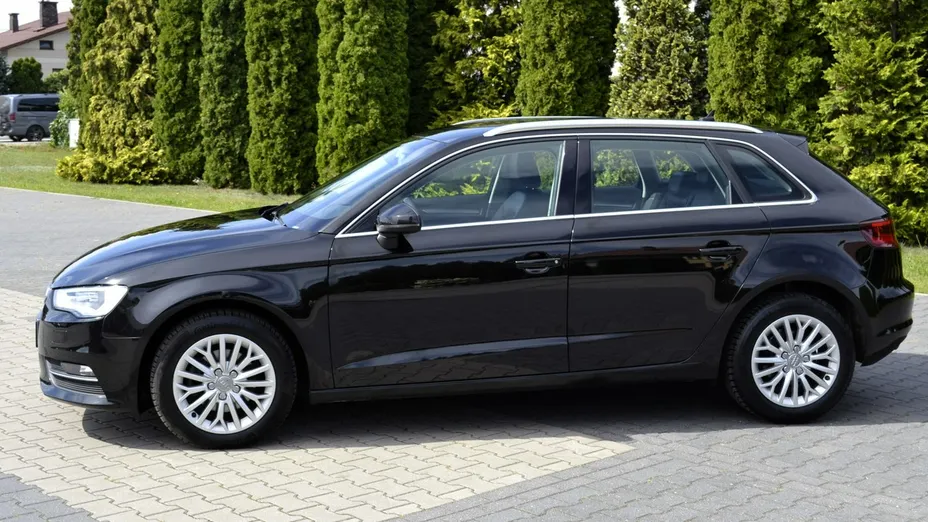 AUDI A3 Sportback -