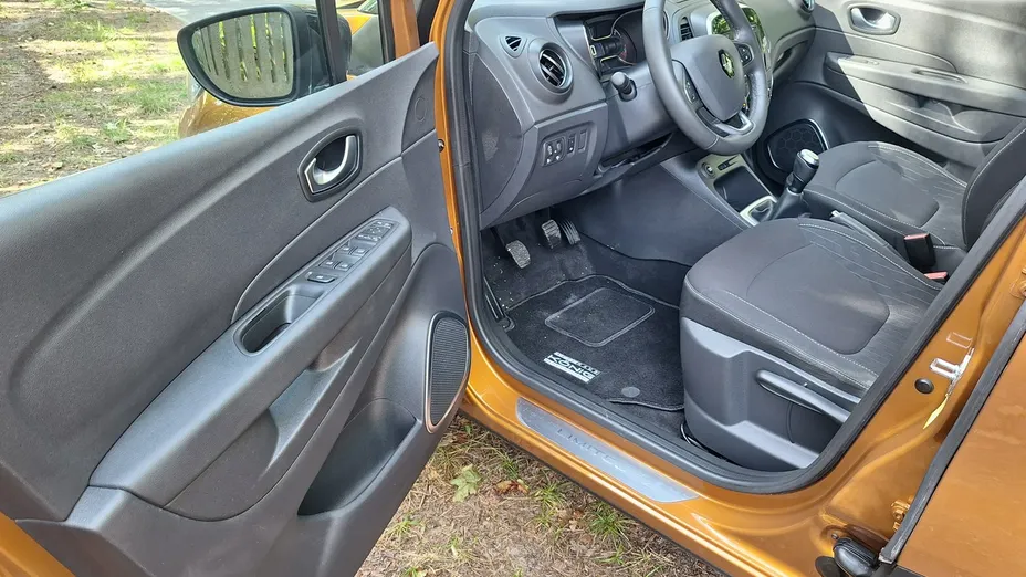 RENAULT Captur -