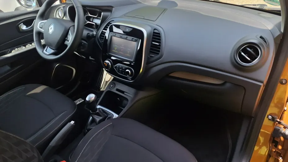 RENAULT Captur -