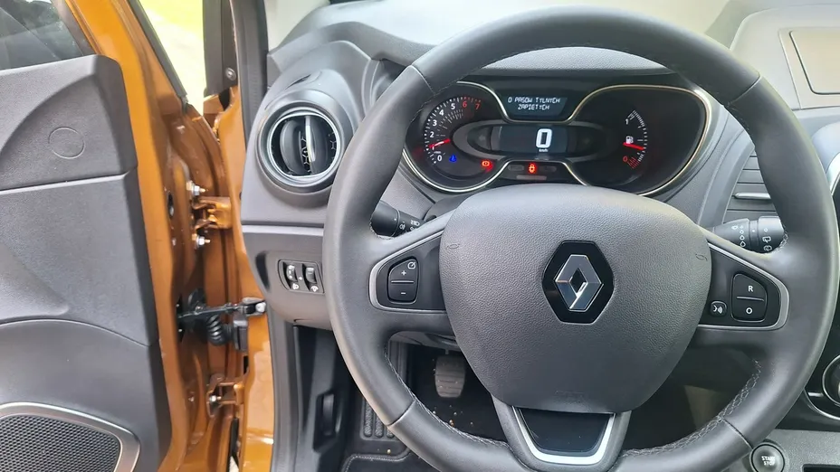 RENAULT Captur -