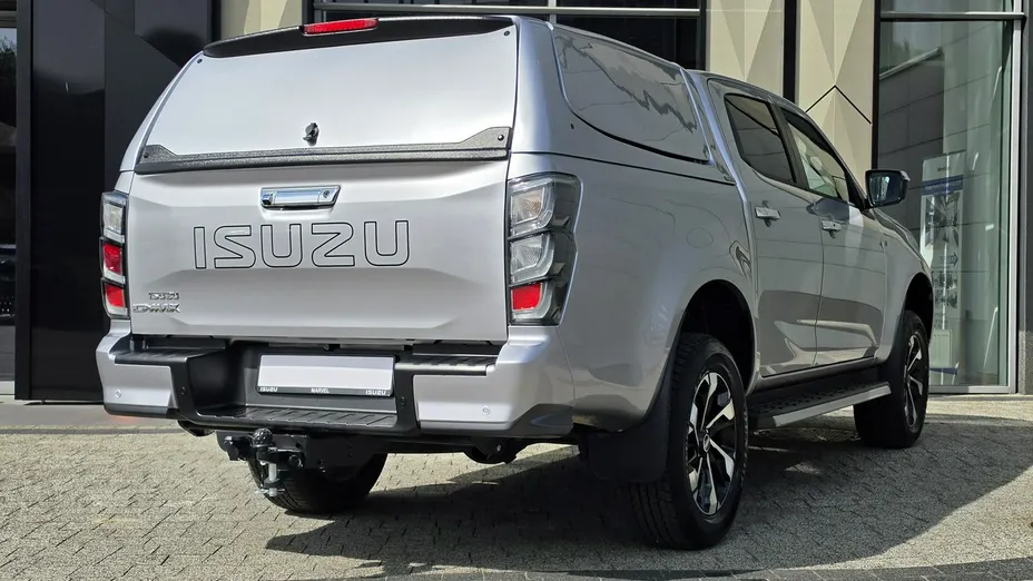 ISUZU D-Max -