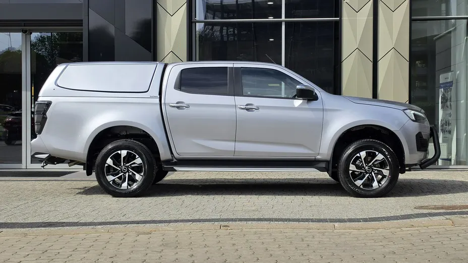 ISUZU D-Max -