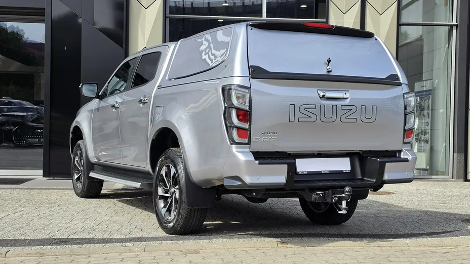 ISUZU D-Max -