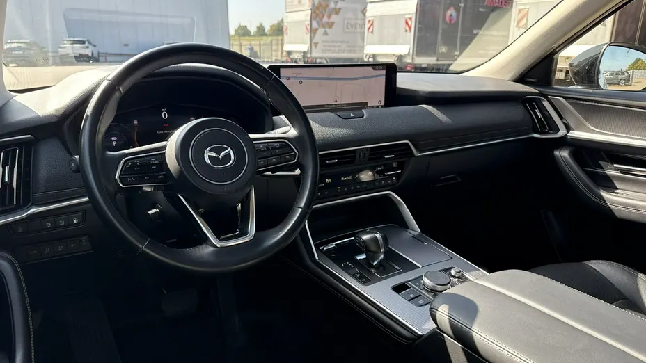 MAZDA CX-60 -