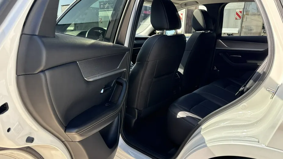 MAZDA CX-60 -