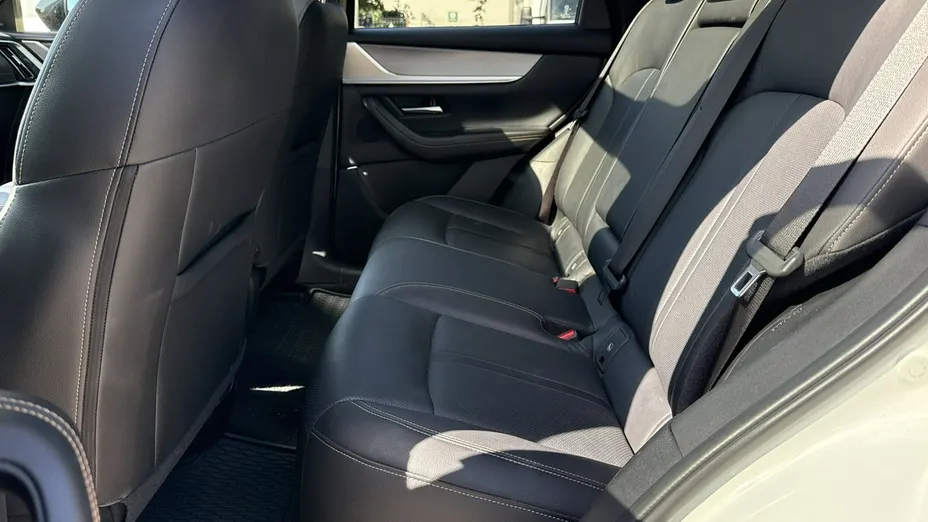 MAZDA CX-60 -