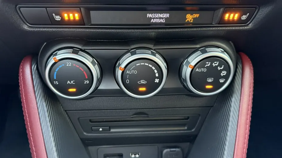 MAZDA CX-3 -