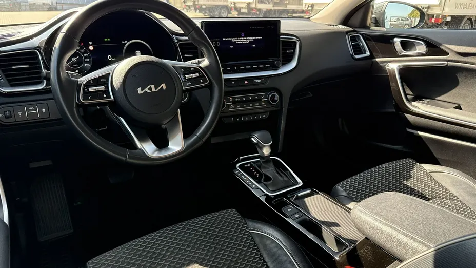 KIA XCeed -