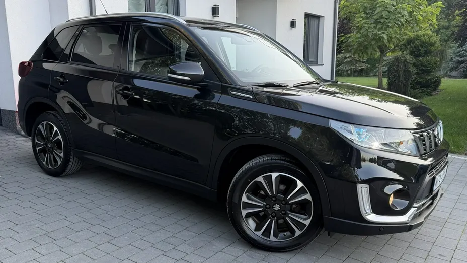 SUZUKI Vitara -