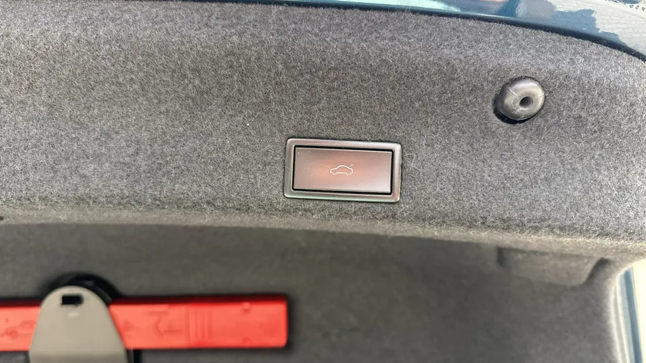 VOLKSWAGEN Passat -