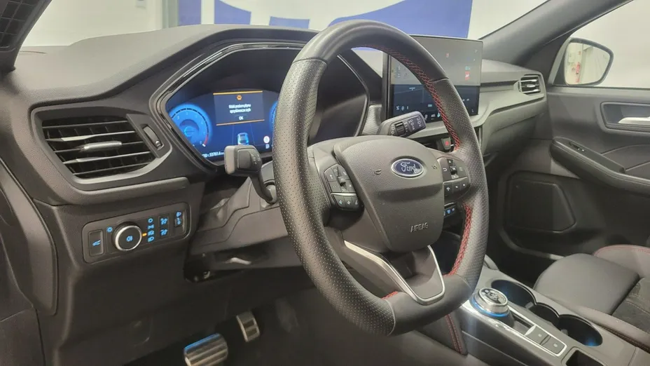 FORD Kuga -