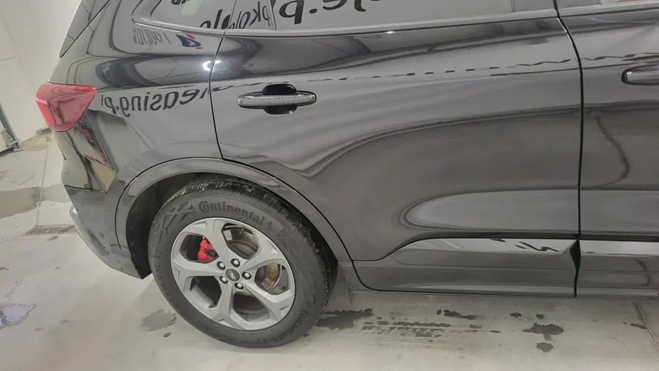 FORD Kuga -