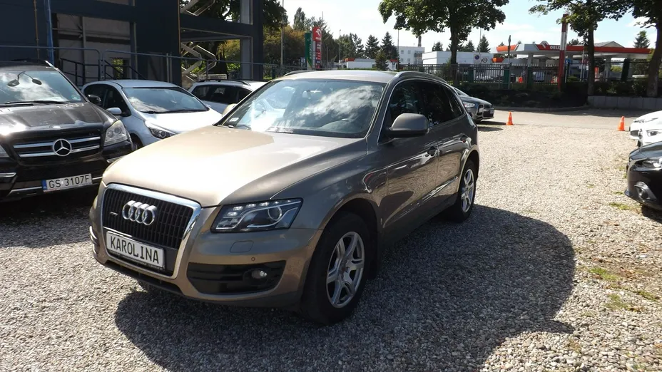 AUDI Q5 -