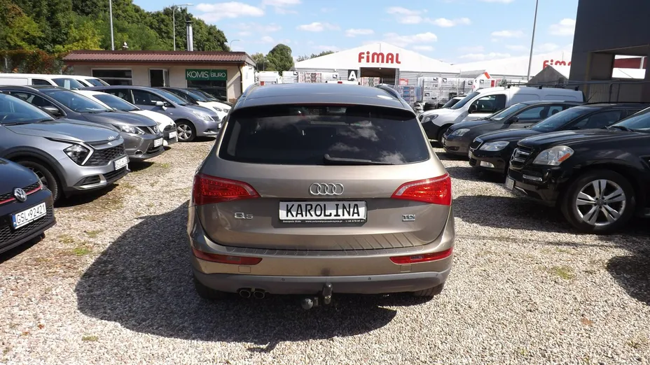 AUDI Q5 -
