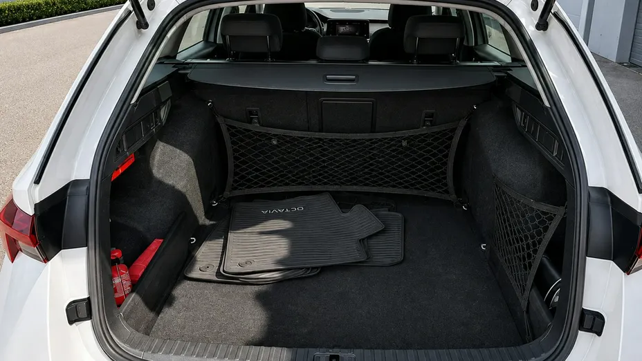 SKODA Octavia -
