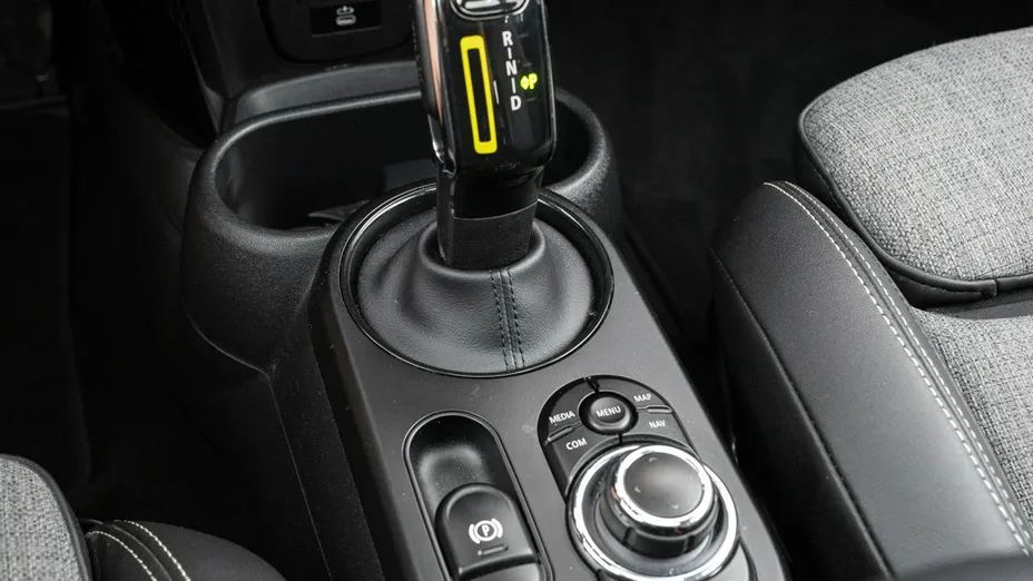 MINI Cooper -