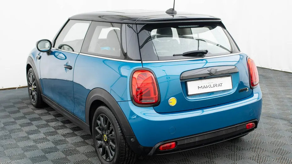 MINI Cooper -