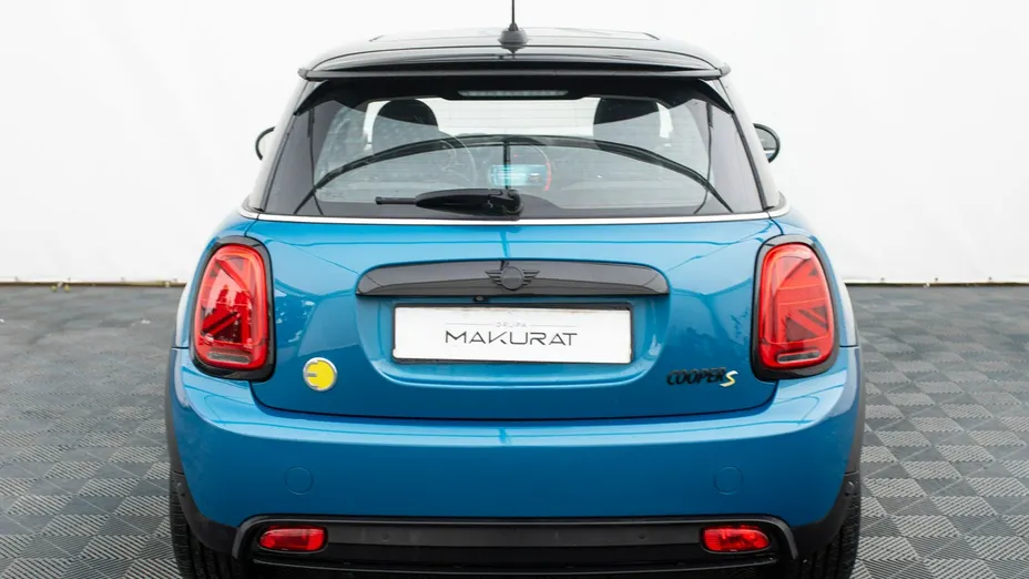 MINI Cooper -