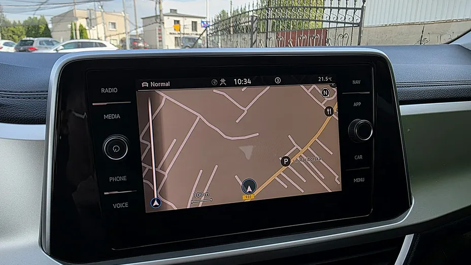 VOLKSWAGEN T-ROC -