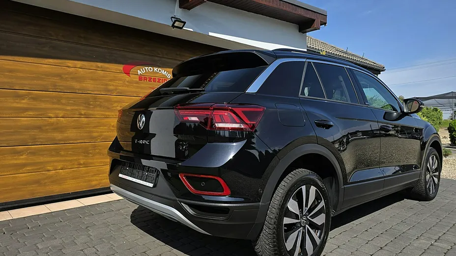 VOLKSWAGEN T-ROC -