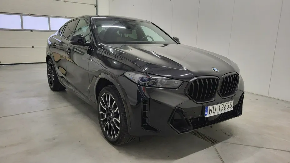 BMW X6 -