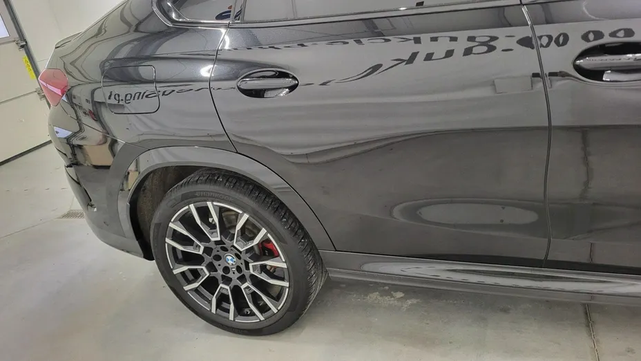 BMW X6 -